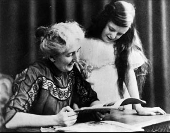 Aino Sibelius et sa fille Katarina 