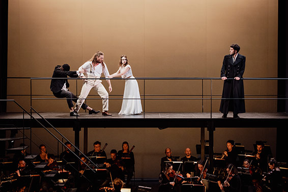 Athénée Théâtre Louis-Jouvet, Don Giovanni. Photographie © Simon Gosselin.