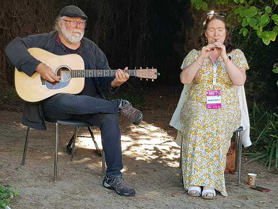 Guillaume Hugot et Mairéad Walls.