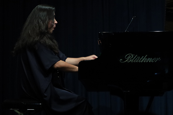 Juliana Steinbach au Goethe-Institut Paris, 5 novembre 2024. Photographie © musicologie.org.