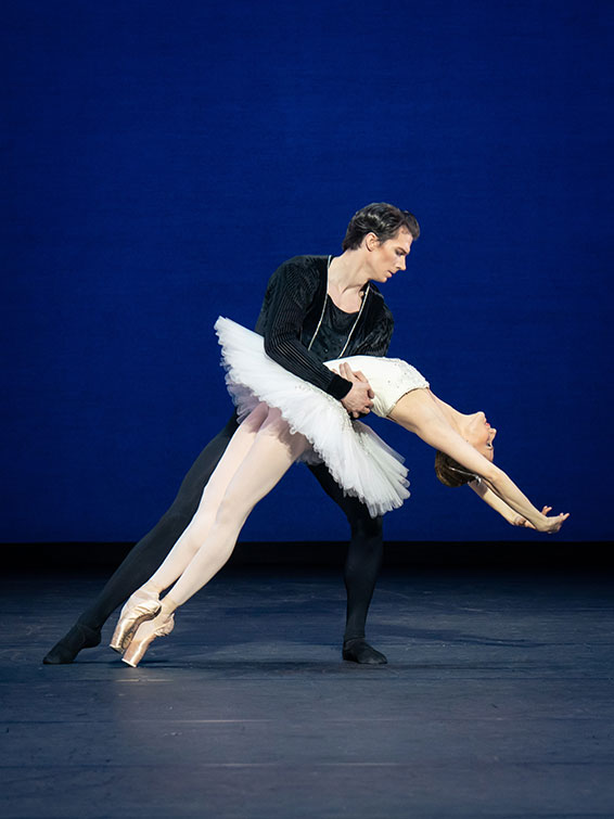 Olga Esina et Brendan Saye