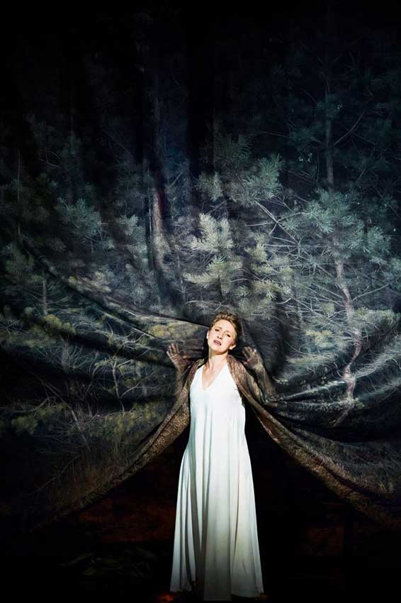 Johanna Rosa Falkinger (Soprano). Photographie© Herwig Prammer.