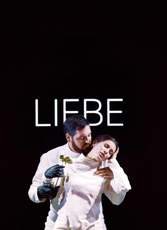 Ferran Albrich (Baryton) et Ambra Biaggi (Soprano). Photographie© Herwig Prammer.