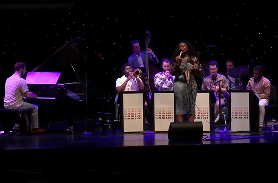 Samara Joy & Octet, Miller Outdoor Theatre, Houston 2024. Copie d'écran.
