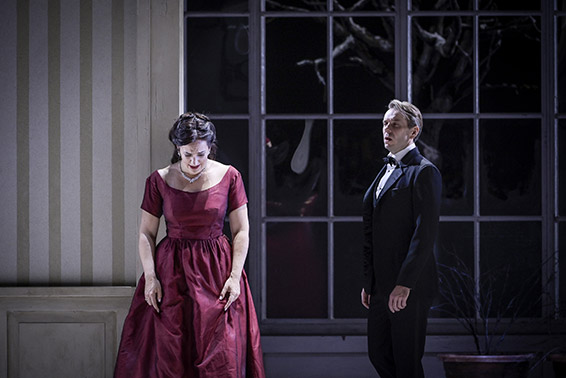 Werther au Théâtre des Champs-Élysées. Photographie © Vincent Pontet.