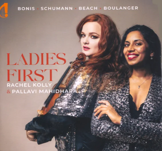 Ladies first par le duo Rachel Kolly-Palavi Mahidhara