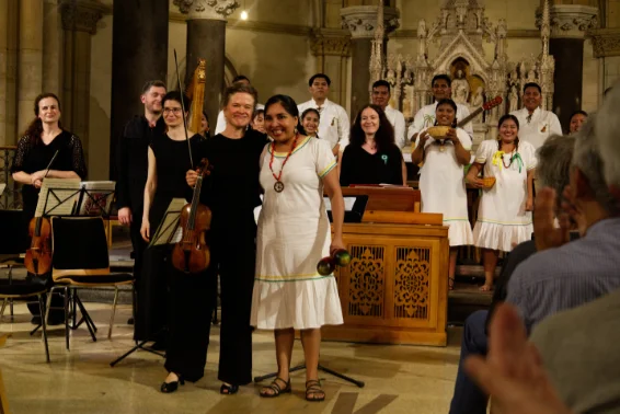 Le Coro Urubichá et le le Collegium Musicum 23 de Leipzig. Photographie © musicologie.org.