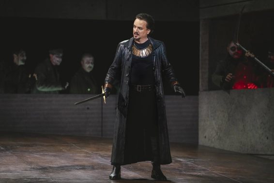 Artur Rucinski (Le Comte de Luna). Photographie © Marco Borrelli - OMC.