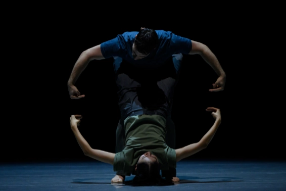 Sooyeon Yi et Simone Tribuna (Mud of Sorrow). Photographie © Alice Blangero.