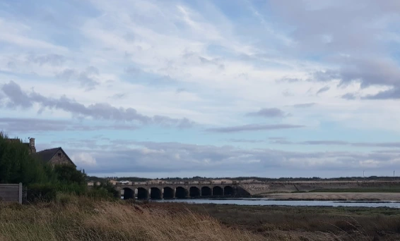 Les arches de Portbail. Photographie © Patricia Ségrétinat.